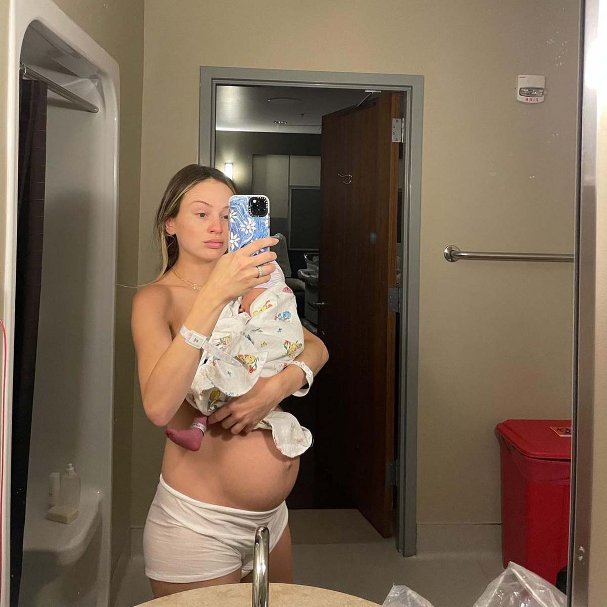 1200px x 1200px - Celeb Moms Debut Postpartum Bodies Days After Giving Birth