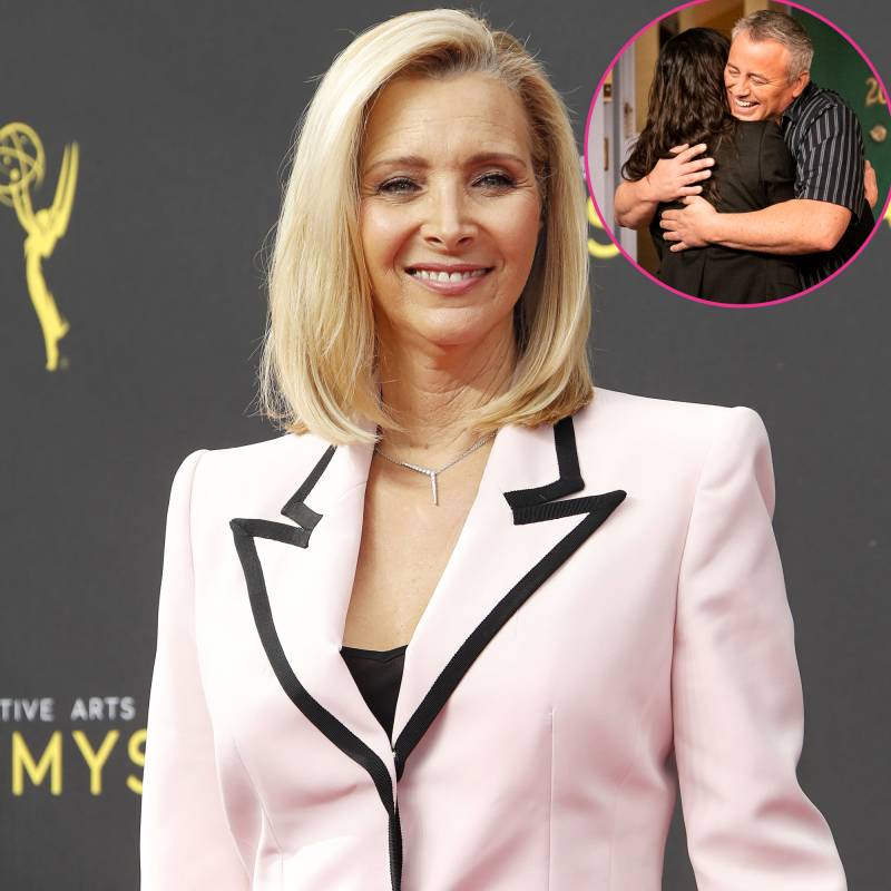 Lisa Kudrow Shares Sweet 'Friends' Reunion Moment You Missed Between Matt LeBlanc, Courteney Cox