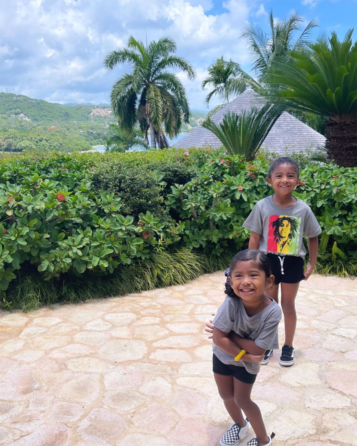 Vanessa Bryant, Daughters Vacation in Jamaica With Kobe's Family