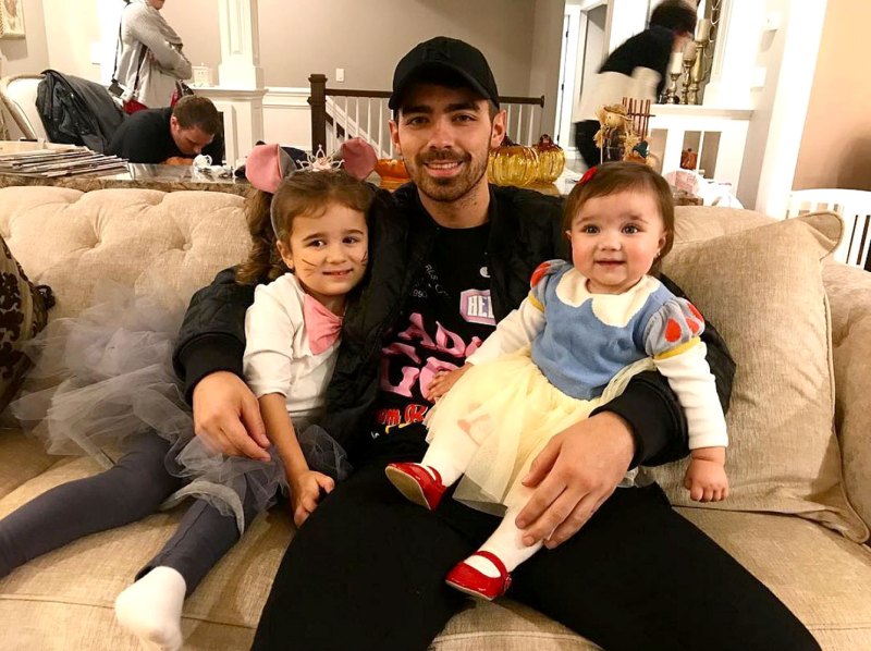 Les célébrités de Joe Jonas se lient avec leurs neveux nièces