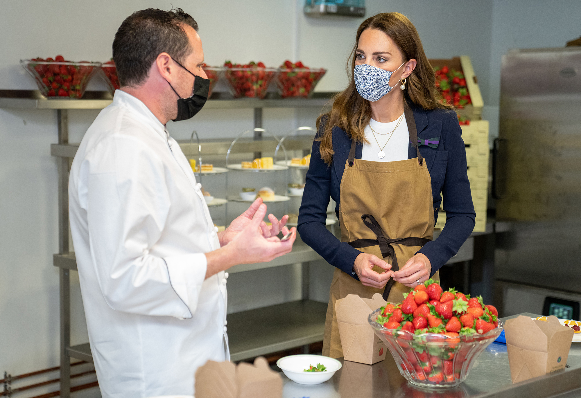 Duchess Kate Helps Make Strawberry Desserts At Wimbledon Pics