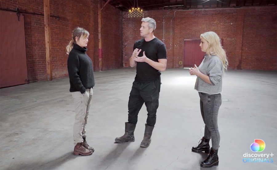 Renee Zellweger and Ant Anstead Meet Celebrity IOU 2