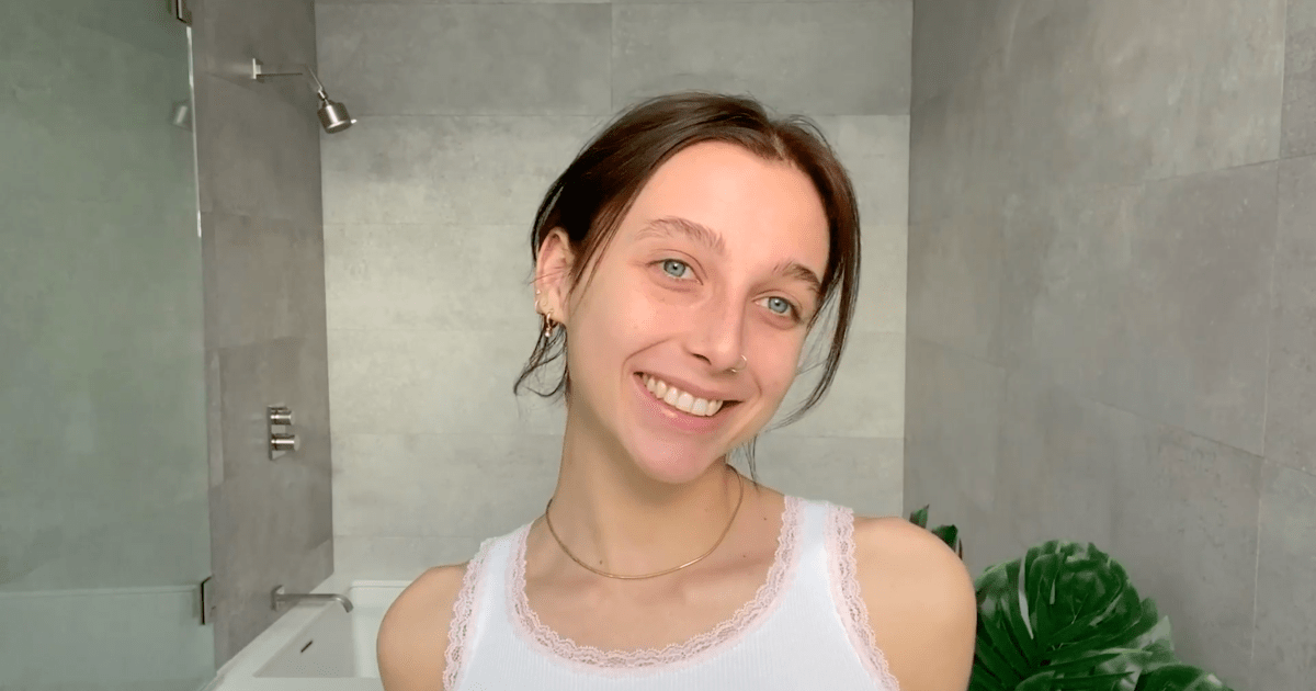 How Do You Say Beauty In French Starring Emma Chamberlain – Episode 1