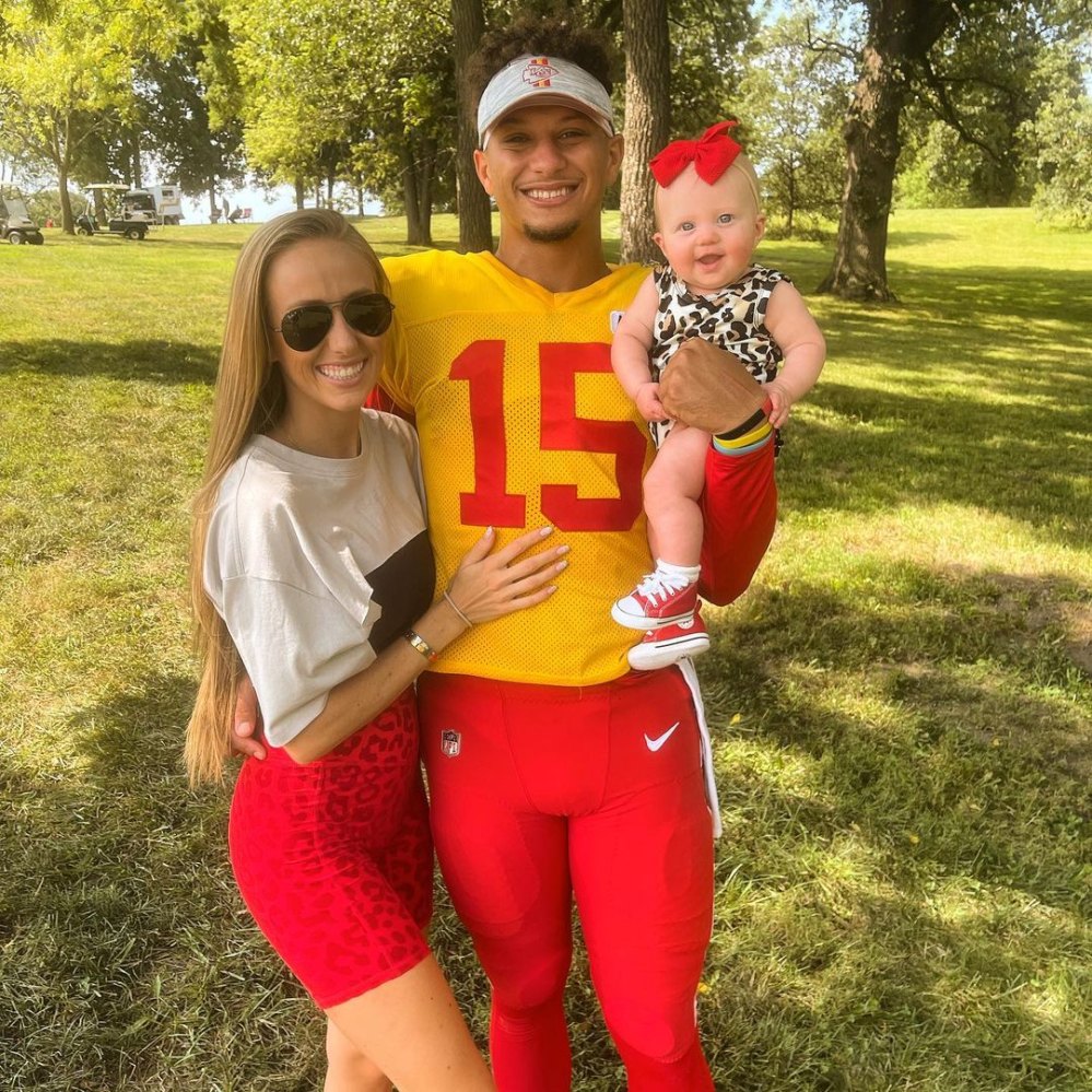 patrick-mahomes-brittany-matthews-photos-with-daughter-sterling