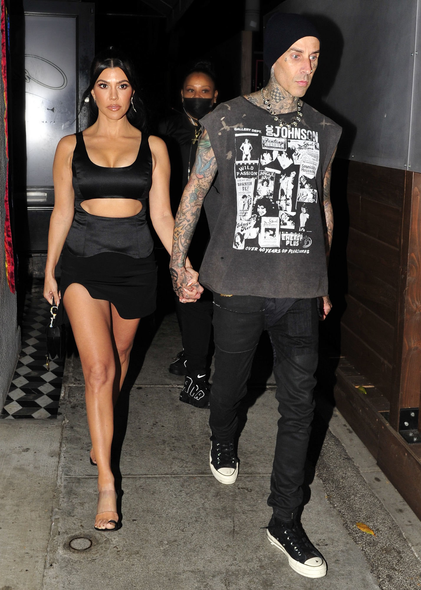 Kourtney Kardashian Takes Travis Barker on His 1st Plane Since