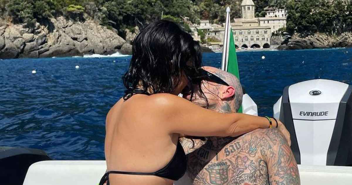 Kourtney Kardashian shows off lingerie for trip with Travis Barker