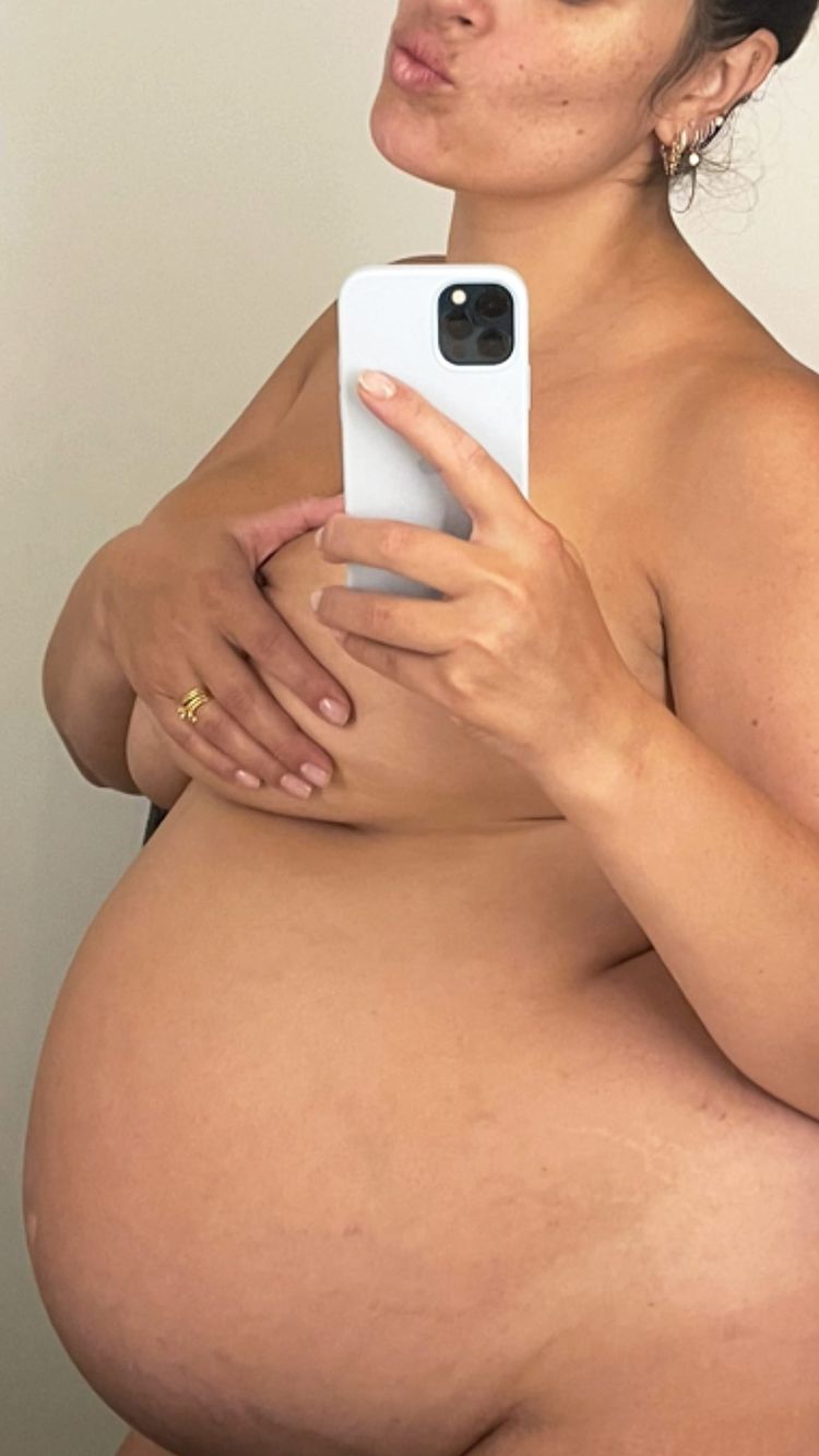 Pregnant Galleries - Celebrities Posing Nude While Pregnant: Maternity Pics