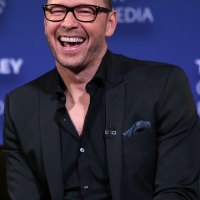 Jenny McCarthy, Donnie Wahlberg’s Relationship Timeline