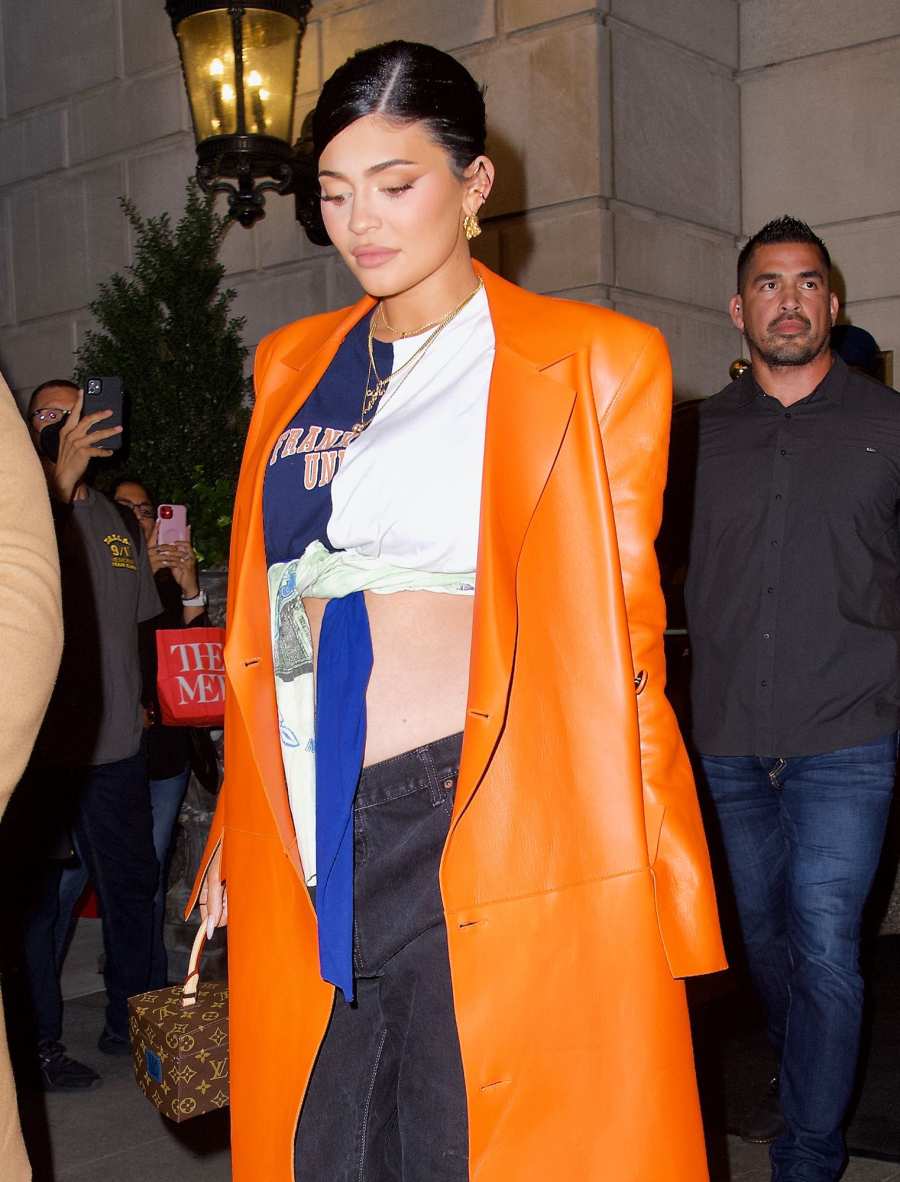 Pregnant Kylie Jenner Gives Another Look at Bare Baby Bump in Daring Outfit: Photos