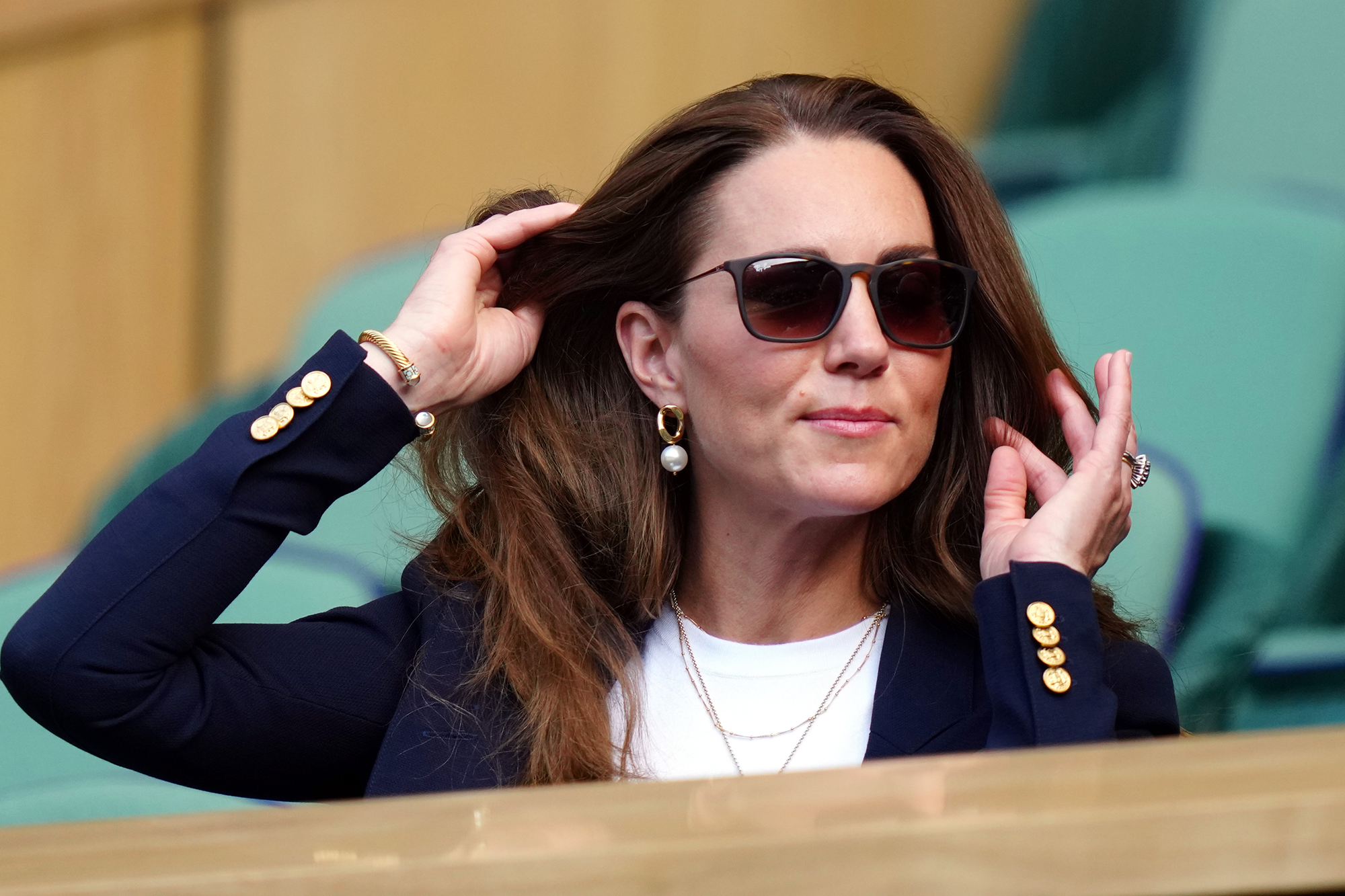 Kate middleton pearl drop earrings sale