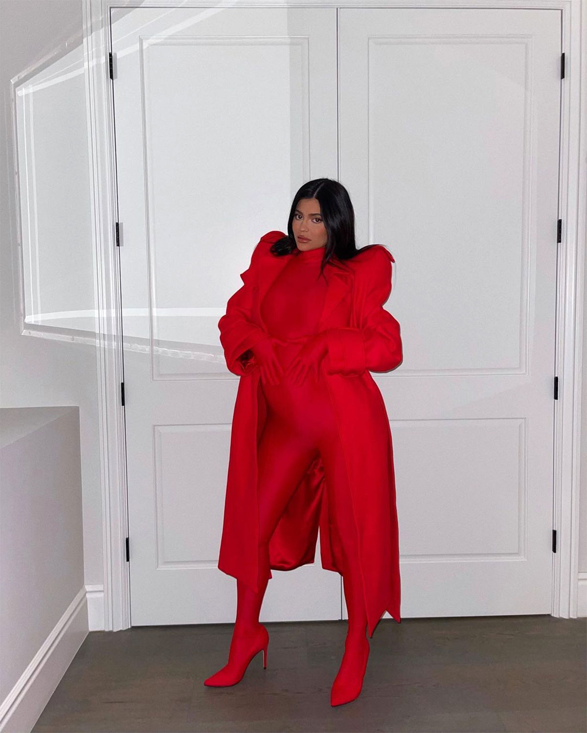 Kylie Jenner's Pre-Pregnancy Style Includes Slinky Dresses and Nikes –  Footwear News