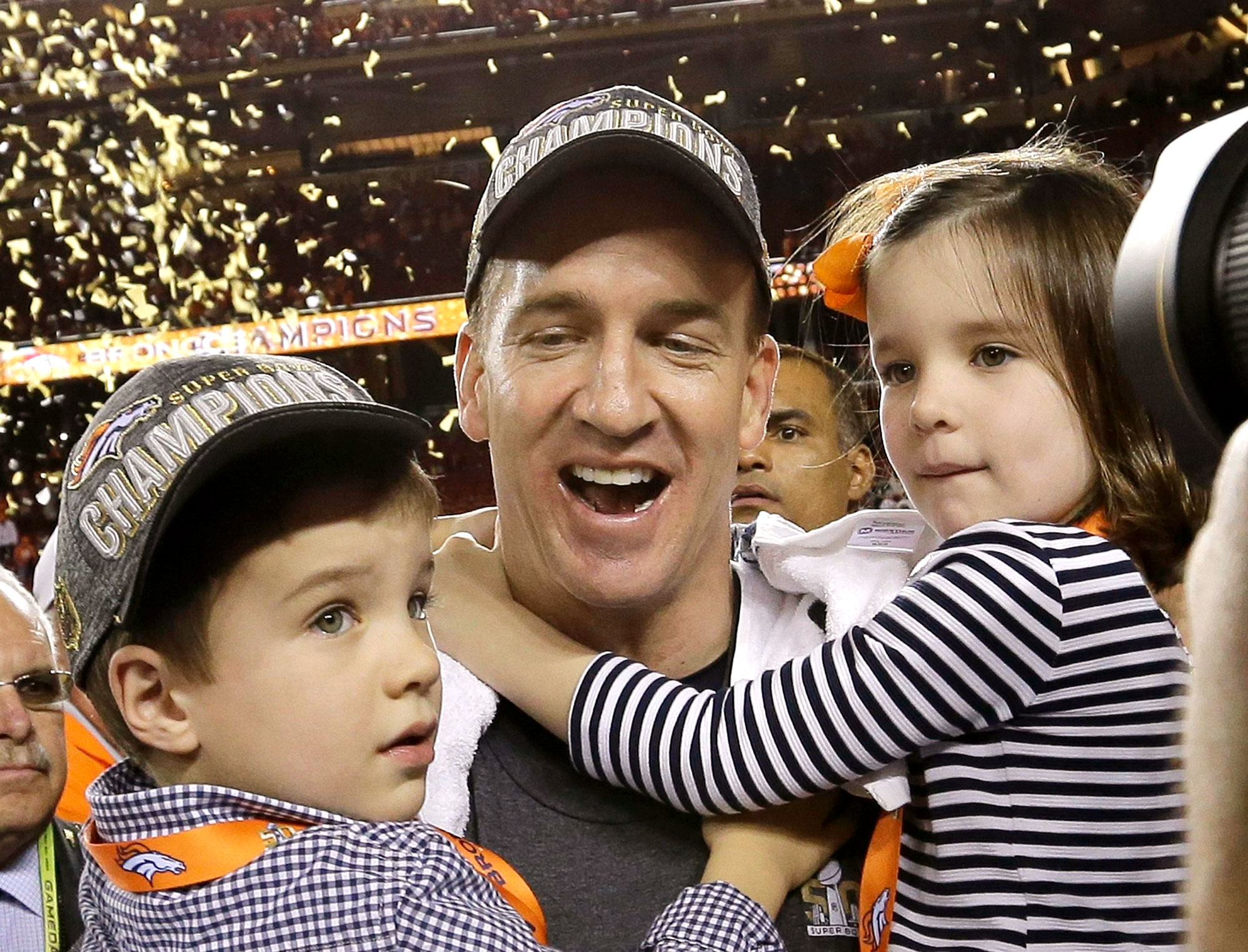 Eli, Peyton Manning's Rare Photos With Kids: Family Album