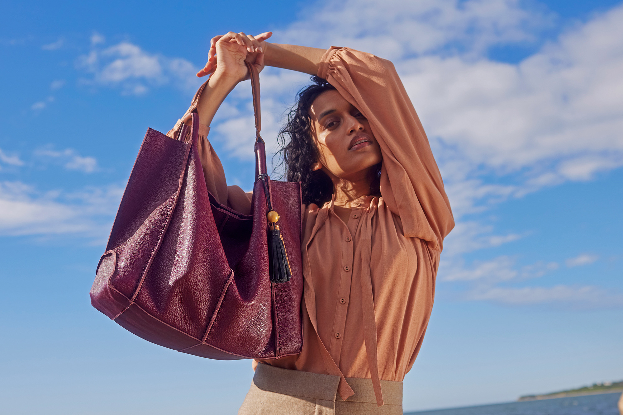 The Sak De Young Leather Tote – I Clip, You Save