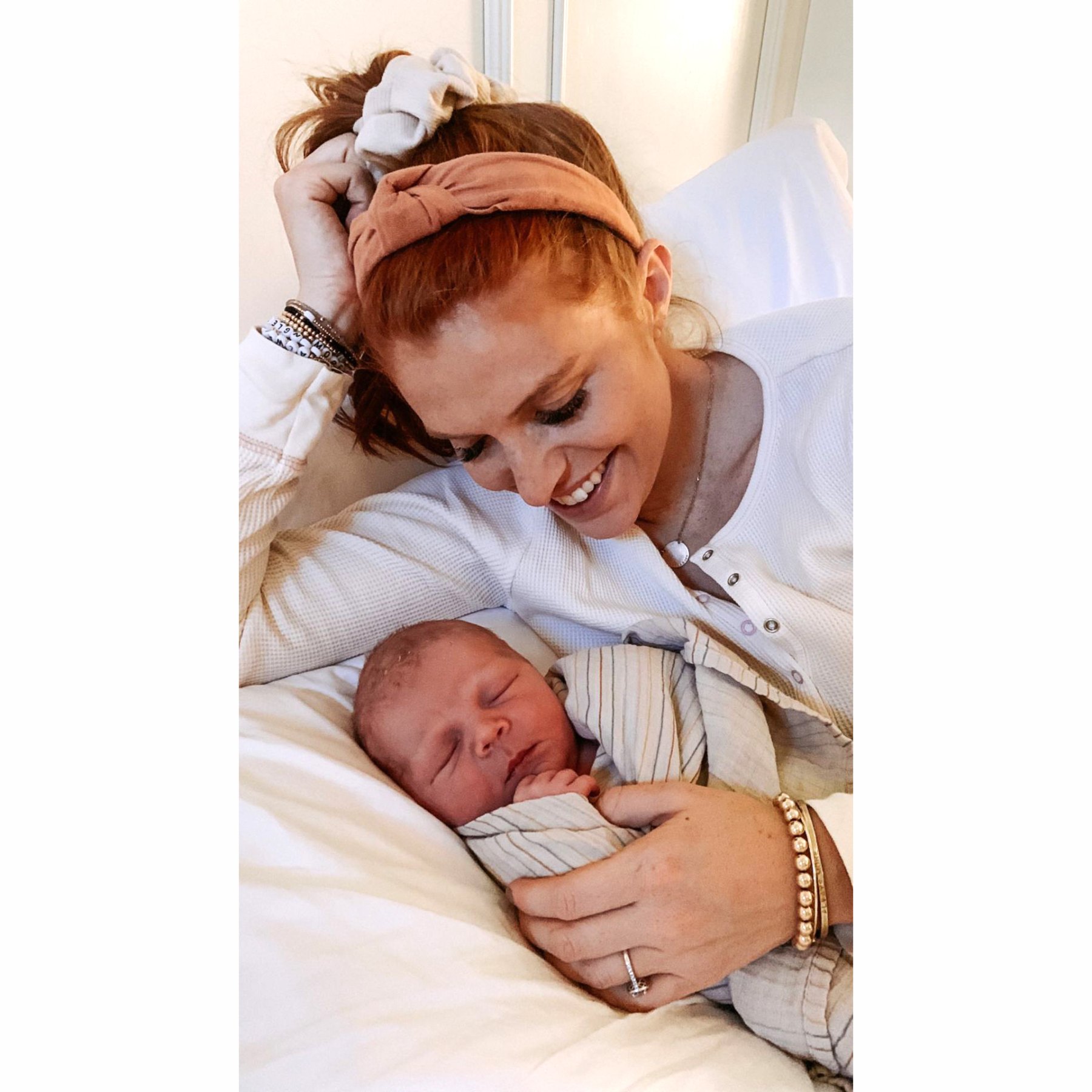 Audrey Roloffs Intimate Photos From Son Radleys Water Birth Us Weekly