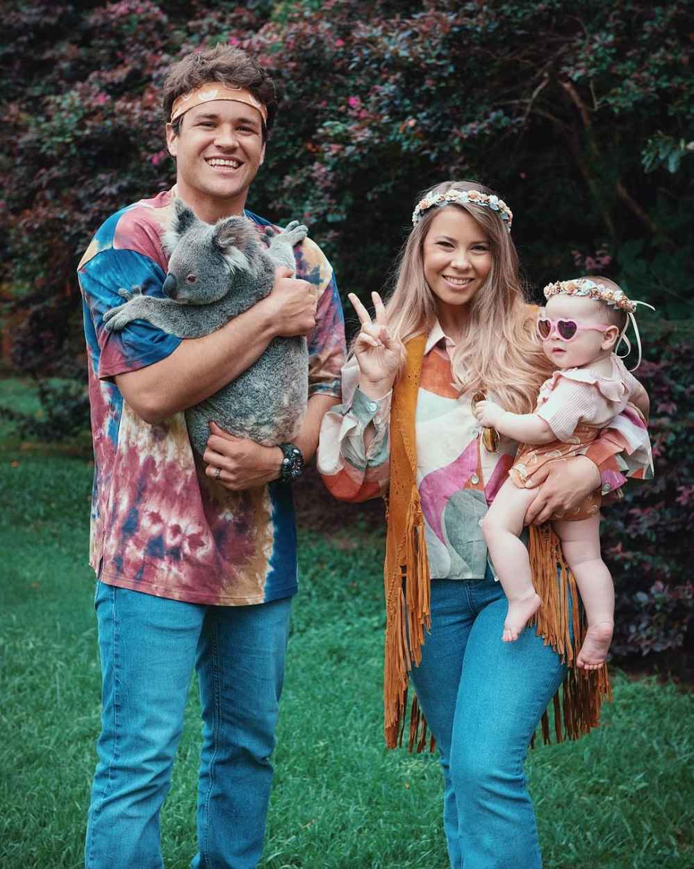 Bindi Irwin’s Daughter Grace Meeting Animals: Photos