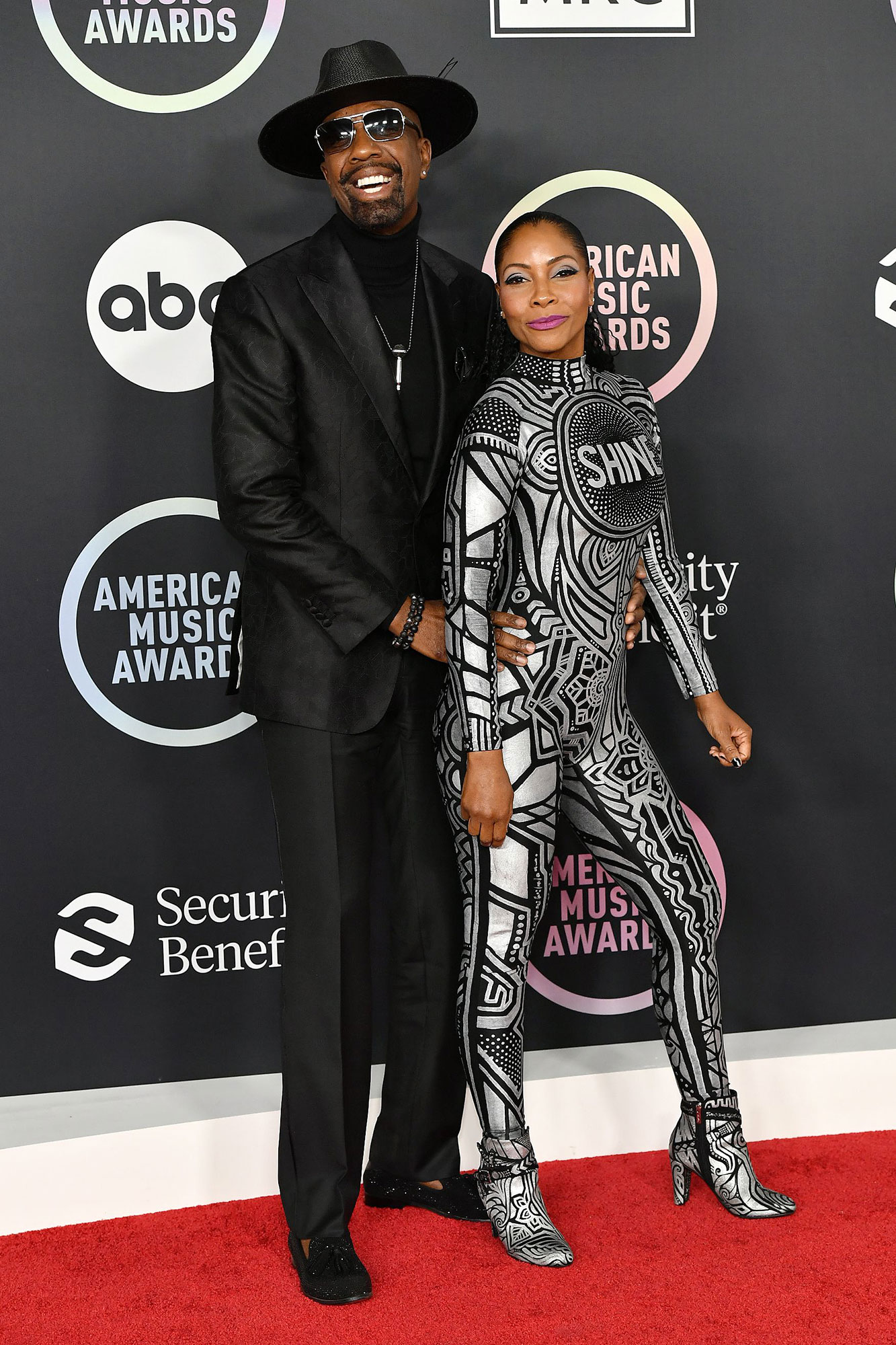 American Music Awards: Hottest Couples on the Red Carpet