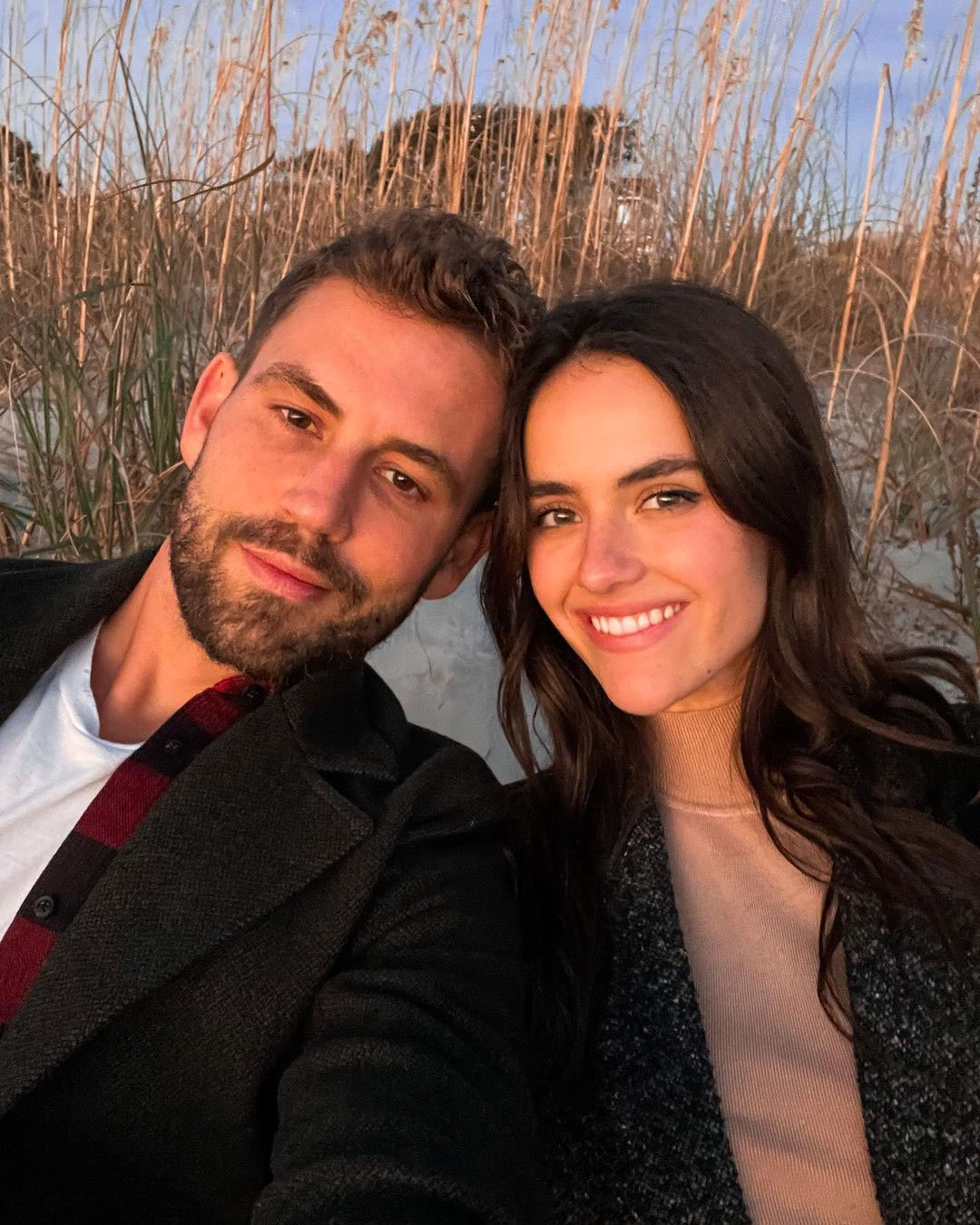 Cronograma de relacionamento de Nick Viall e esposa Natalie Joy