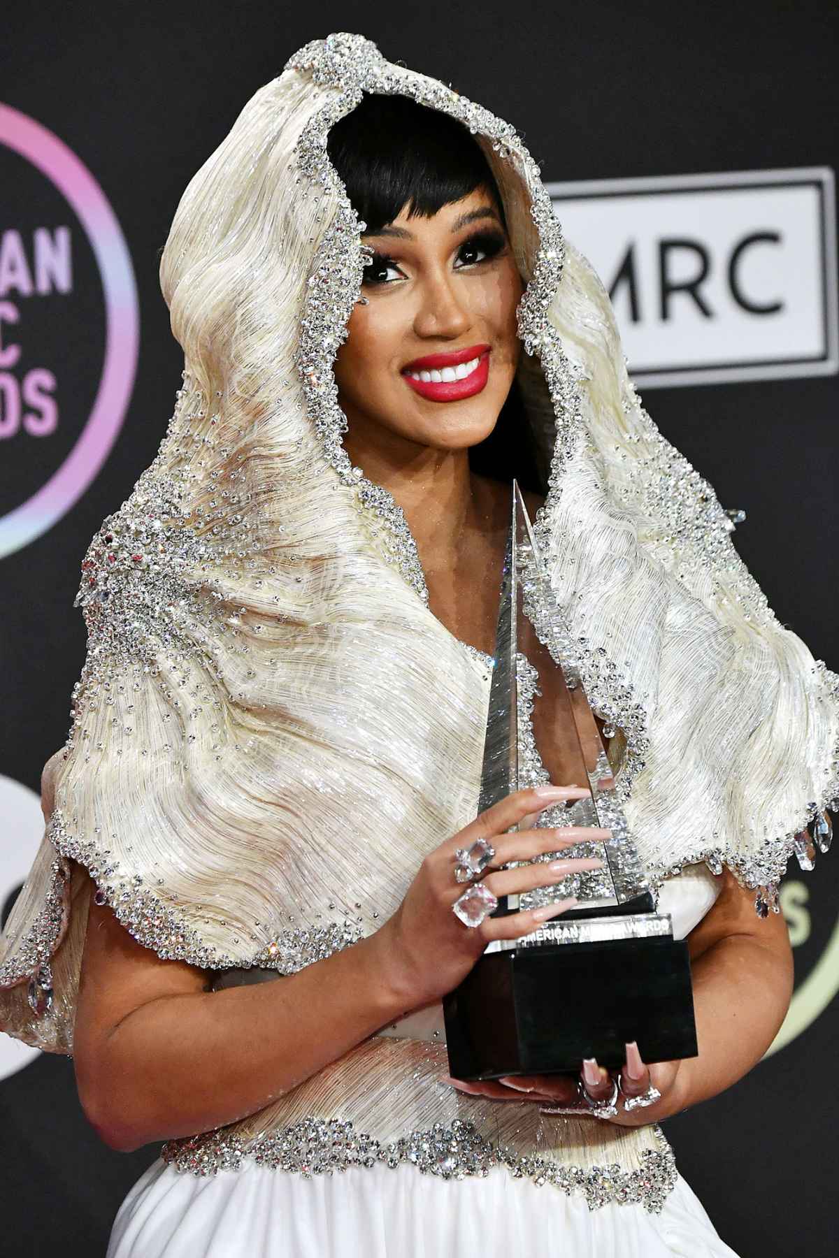 Photos: Cardi B Wore 8 Different Outfits at the 2021 AMAs