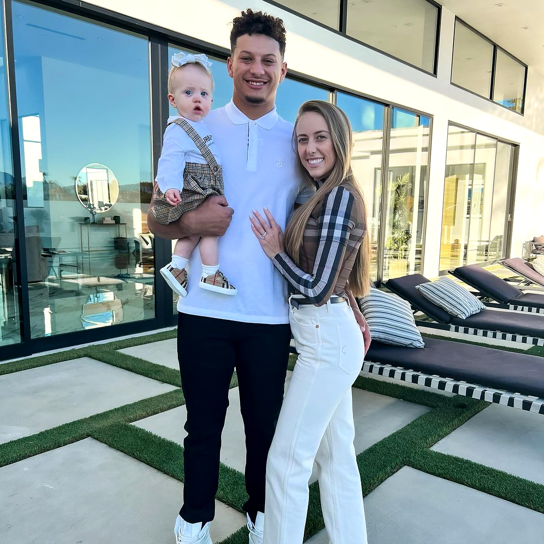 Patrick Mahomes' fiancée Brittany Matthews shares adorable shot of daughter  Sterling