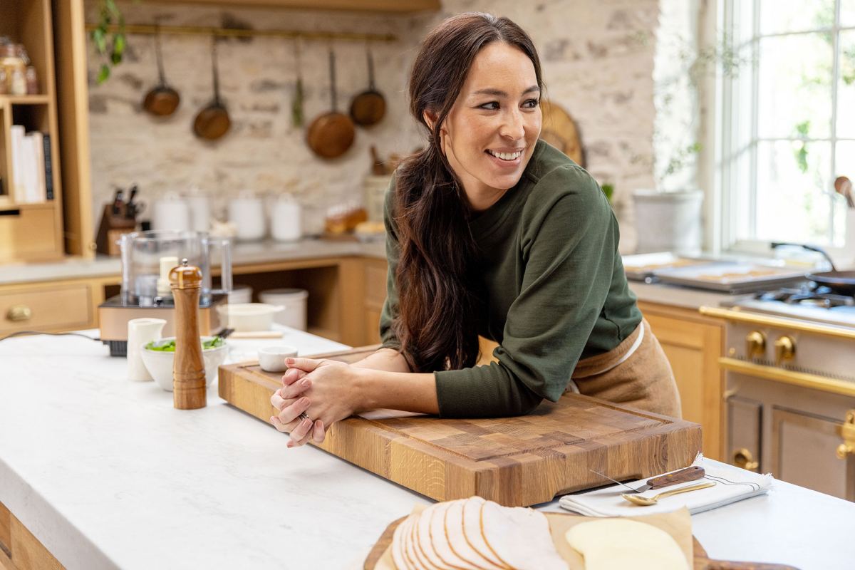 Chip and Joanna Gaines' Magnolia Network Unveils Cable Schedule