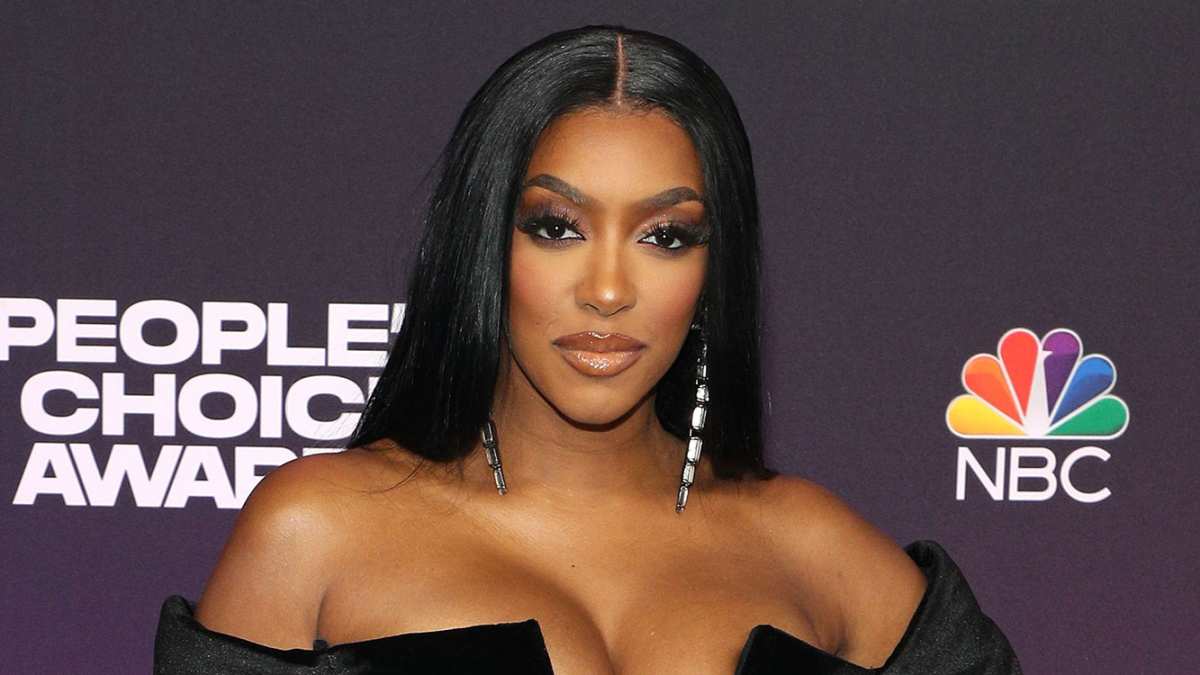 https://www.usmagazine.com/wp-content/uploads/2021/12/Porsha-Williams-Sets-a-Date-for-Intimate-Wedding-to-Fiance-Simon-Guobadia-Is-Considering-3-Ceremonies.jpg?crop=0px%2C43px%2C1333px%2C753px&resize=1200%2C675&quality=55&strip=all