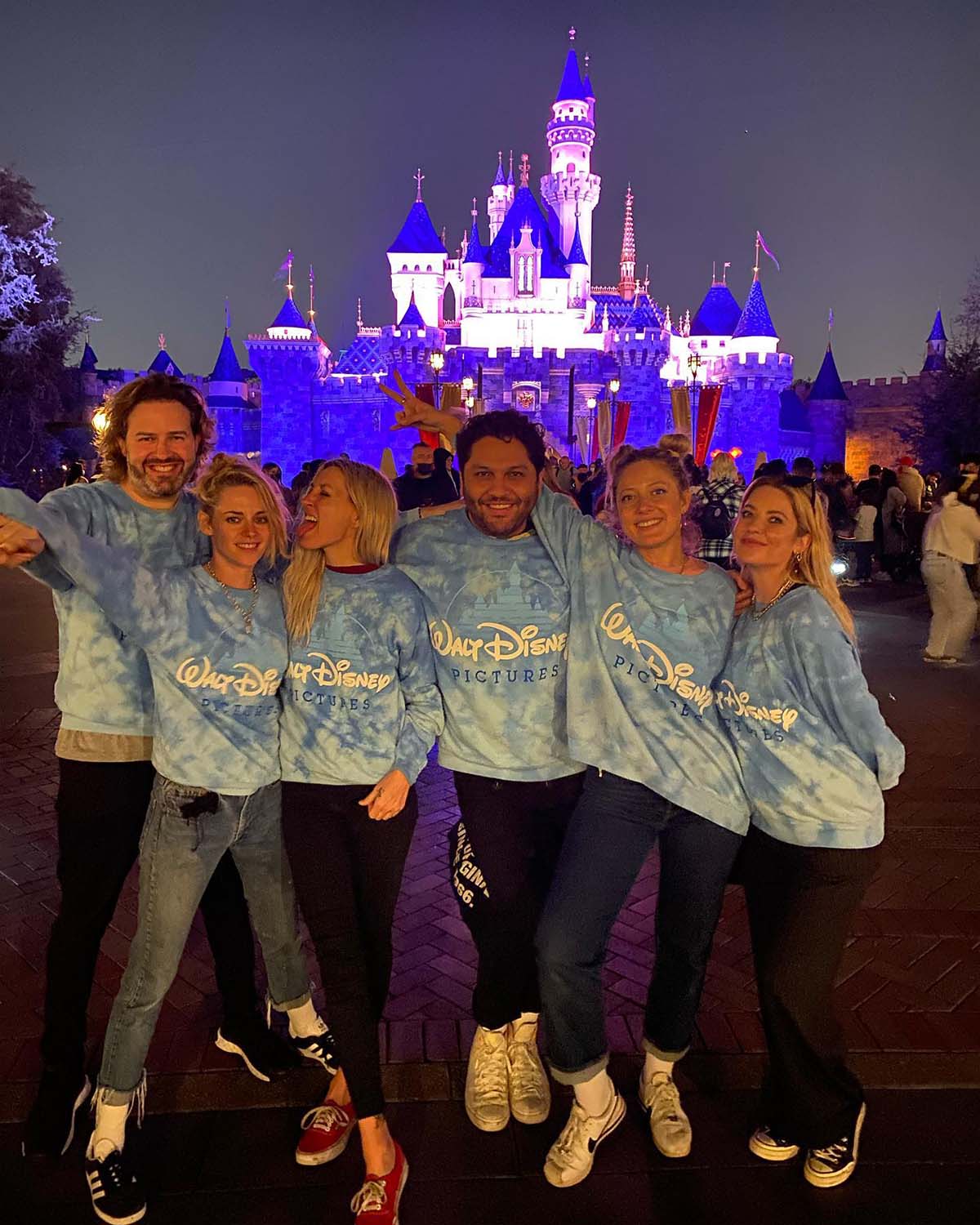 Celebs Visit Disney Theme Parks: Photos