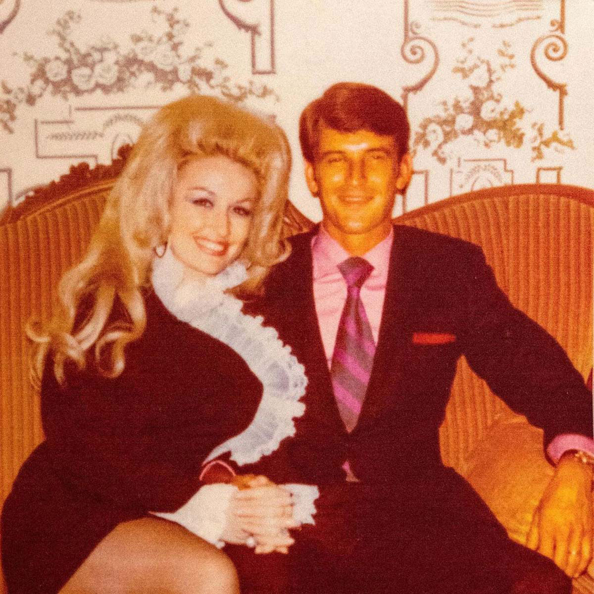 Dolly Parton, Husband Carl Dean's Relationship Timeline