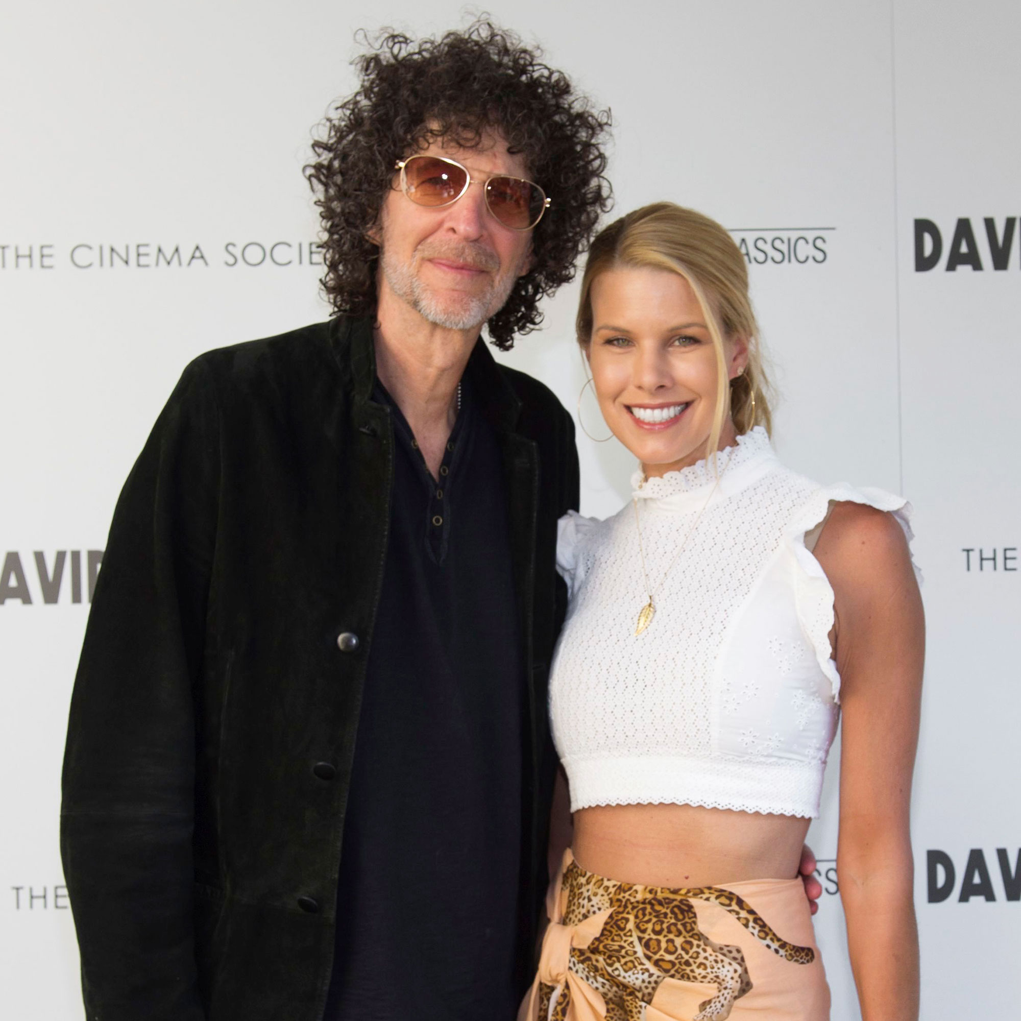 Howard Stern, Wife Beth Sterns Relationship Timeline pic image photo