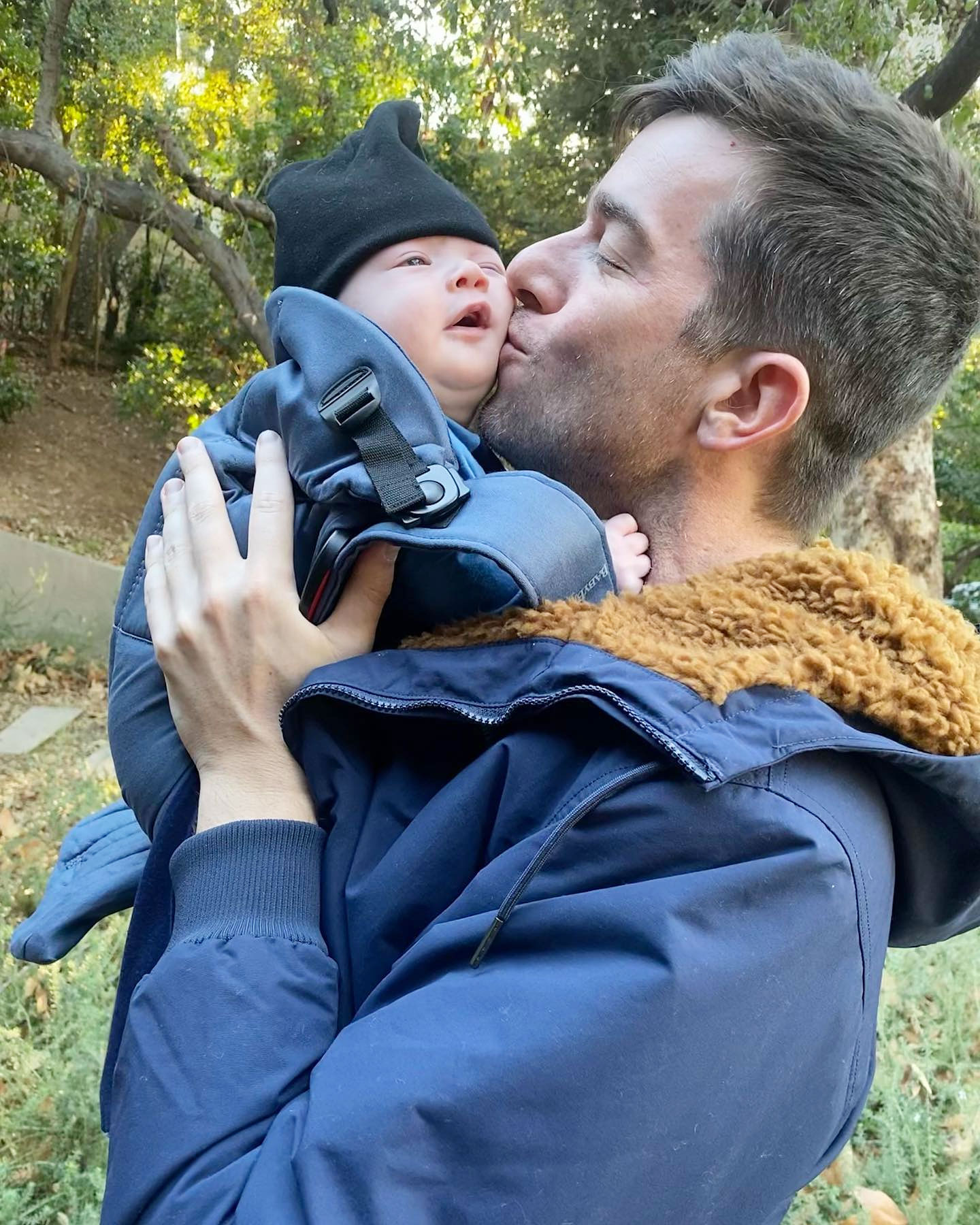 Olivia Munn ve John Mulaney'nin 2 Çocuklu Aile Albümü