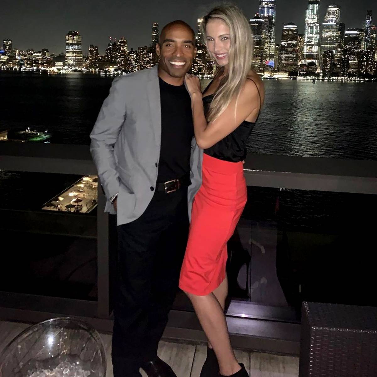 NY Giants star Tiki Barber marries 23-year-old pinup wife days after  divorcing mother of his four children