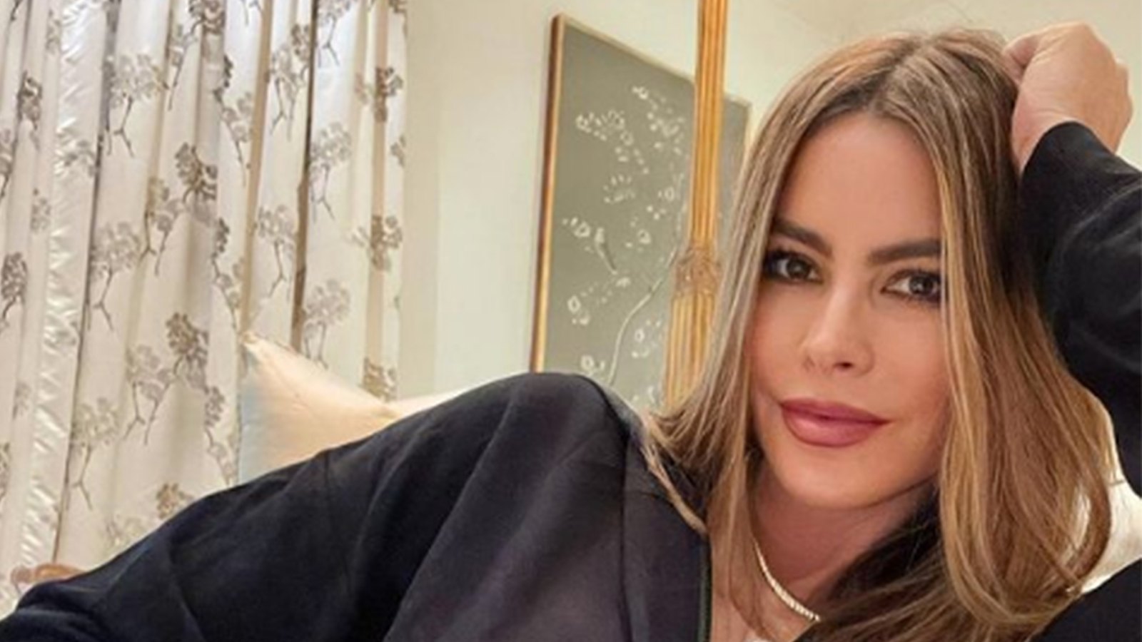 AGT's Sofia Vergara, 51, showcases incredible physique in $30 Walmart jeans  after hot date with surgeon