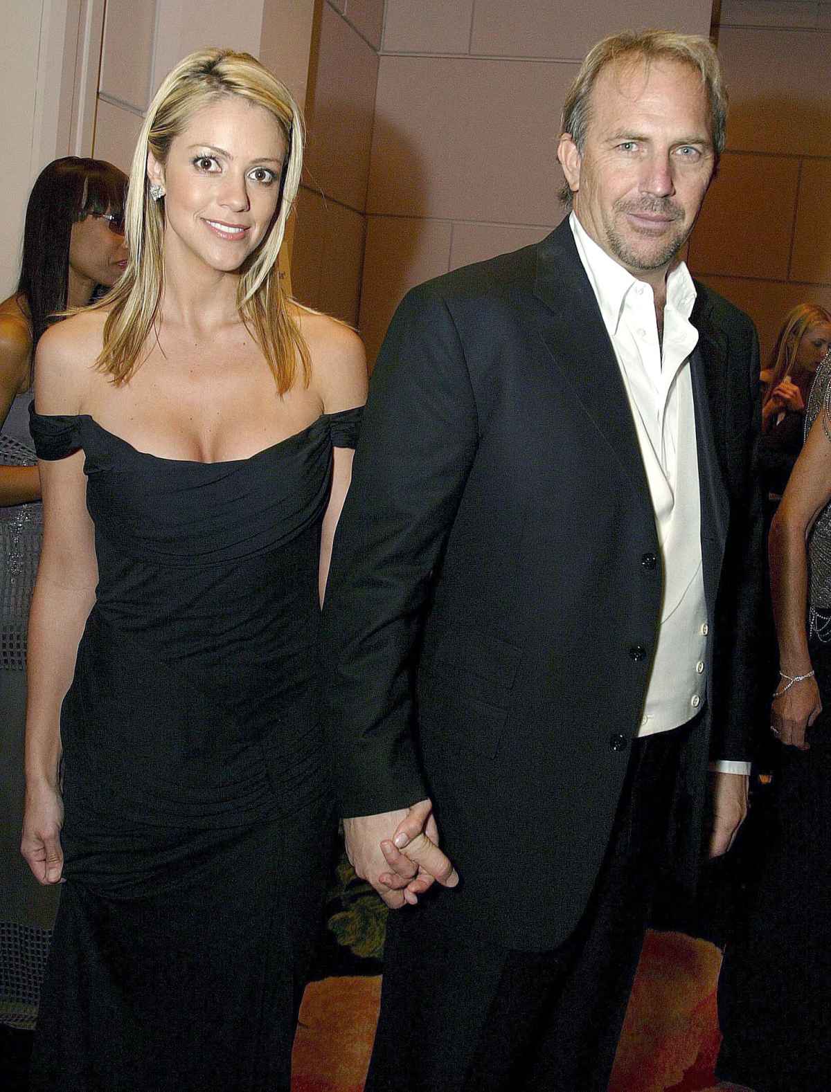 Kevin Costner Christine Baumgartners Relationship Timeline Us Weekly