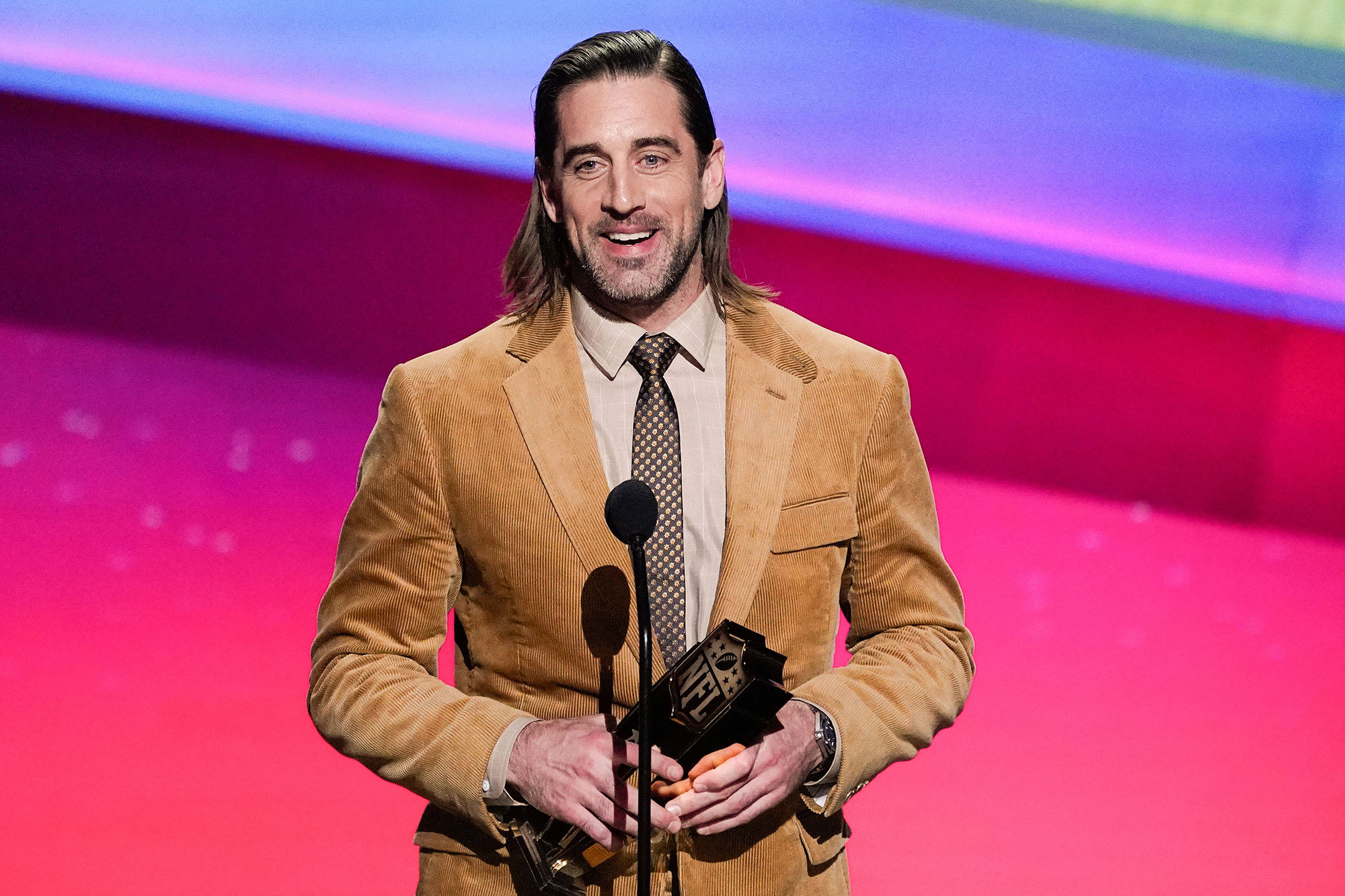 Aaron Rodgers Expression at 2023 Tony Awards Goes Viral Leaving Fans  Confused Over His Appearance