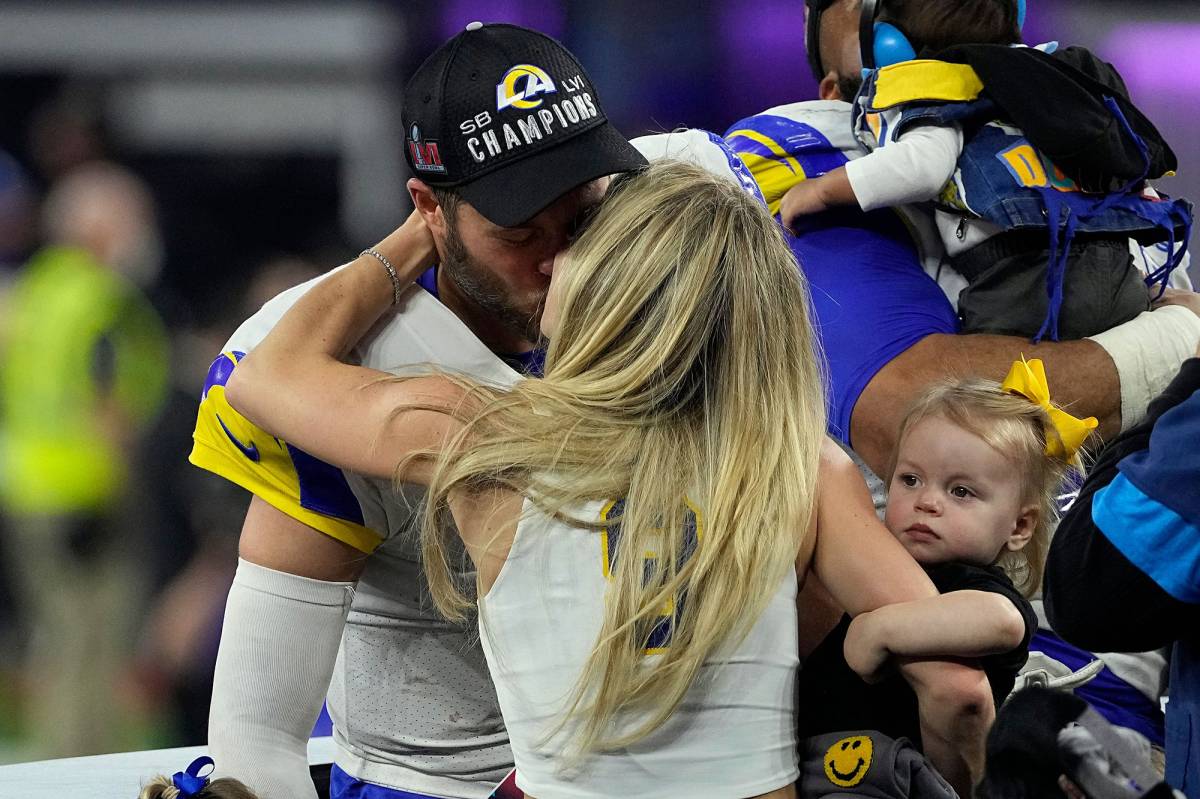 Matthew Stafford's wife Kelly defends him from critics after Rams