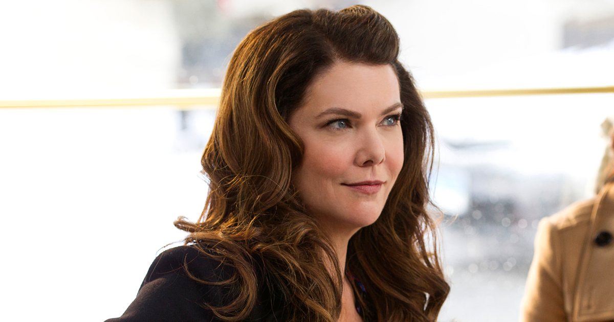 Gilmore Girl' Lauren Graham wishes she could just take up knitting