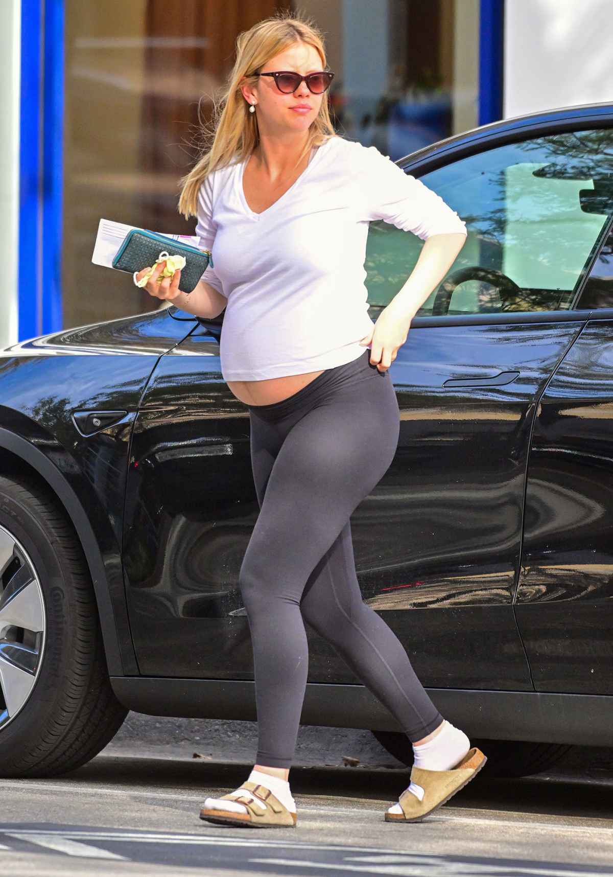 Pregnant Babe Nude Tights - Pregnant Celebrities Showing Baby Bumps in 2022: Photos