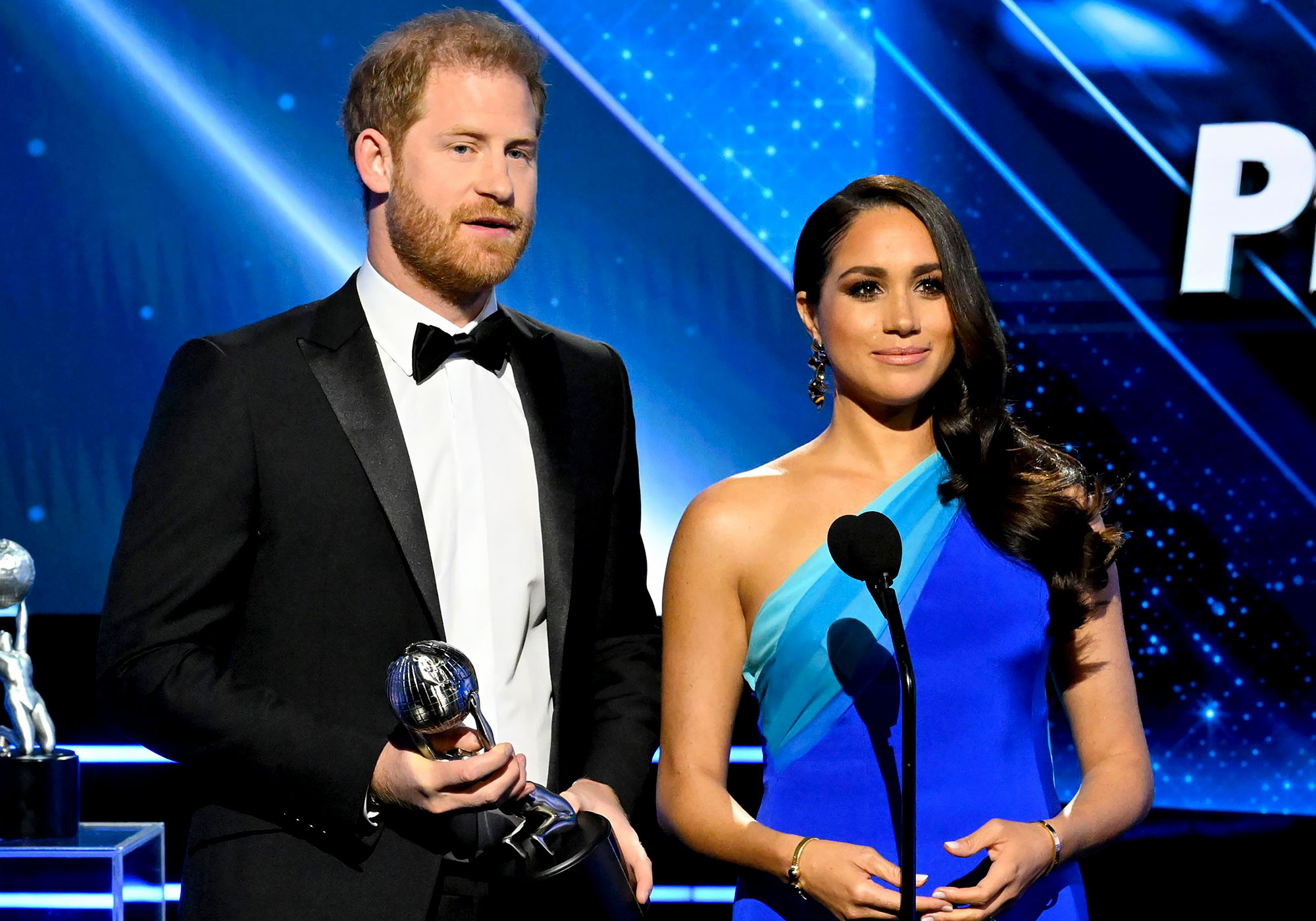 NAACP Awards 2022 Meghan Markle More Stars Red Carpet Fashion