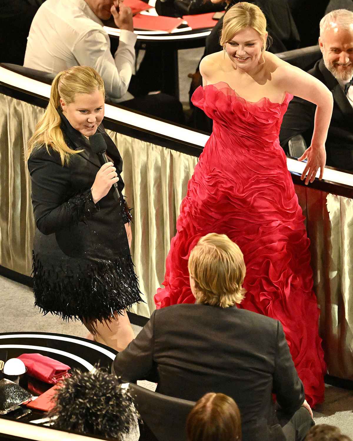 Amy Schumer Kirsten Dunst 'Was in on' Oscars Seat Filler Joke