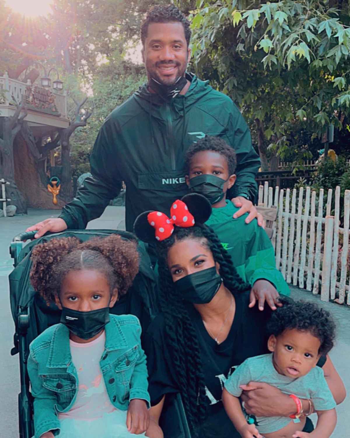 Ciara & Her Kids Celebrate Russell Wilson's Win in Matching Jerseys –  Footwear News