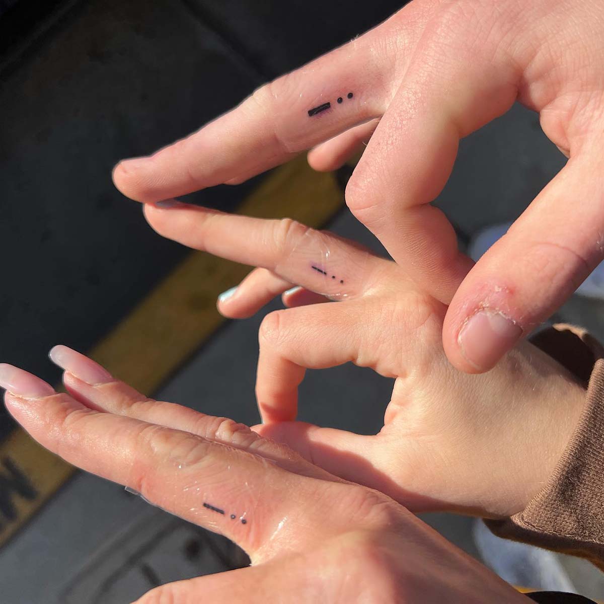 Freak on a Lesh Tattoo - Dainty finger tattoos, who wants me to design some  finger designs? 🖐🏻 - MESSAGE TO BOOK - #fingertattoos #tattooartist  #uktattooartist #juniortattooartist #traditionaltattoo #blackandgreytrad  #blackwork #flashdesigns ...