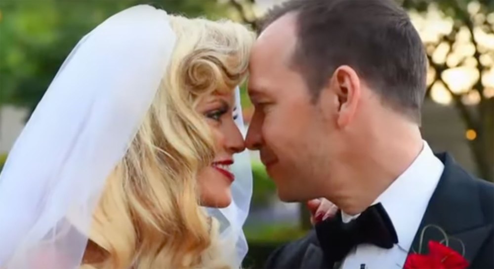 Jenny Marthy and Donnie Wahlberg's Wedding Album! looking into eachother's eyes: 