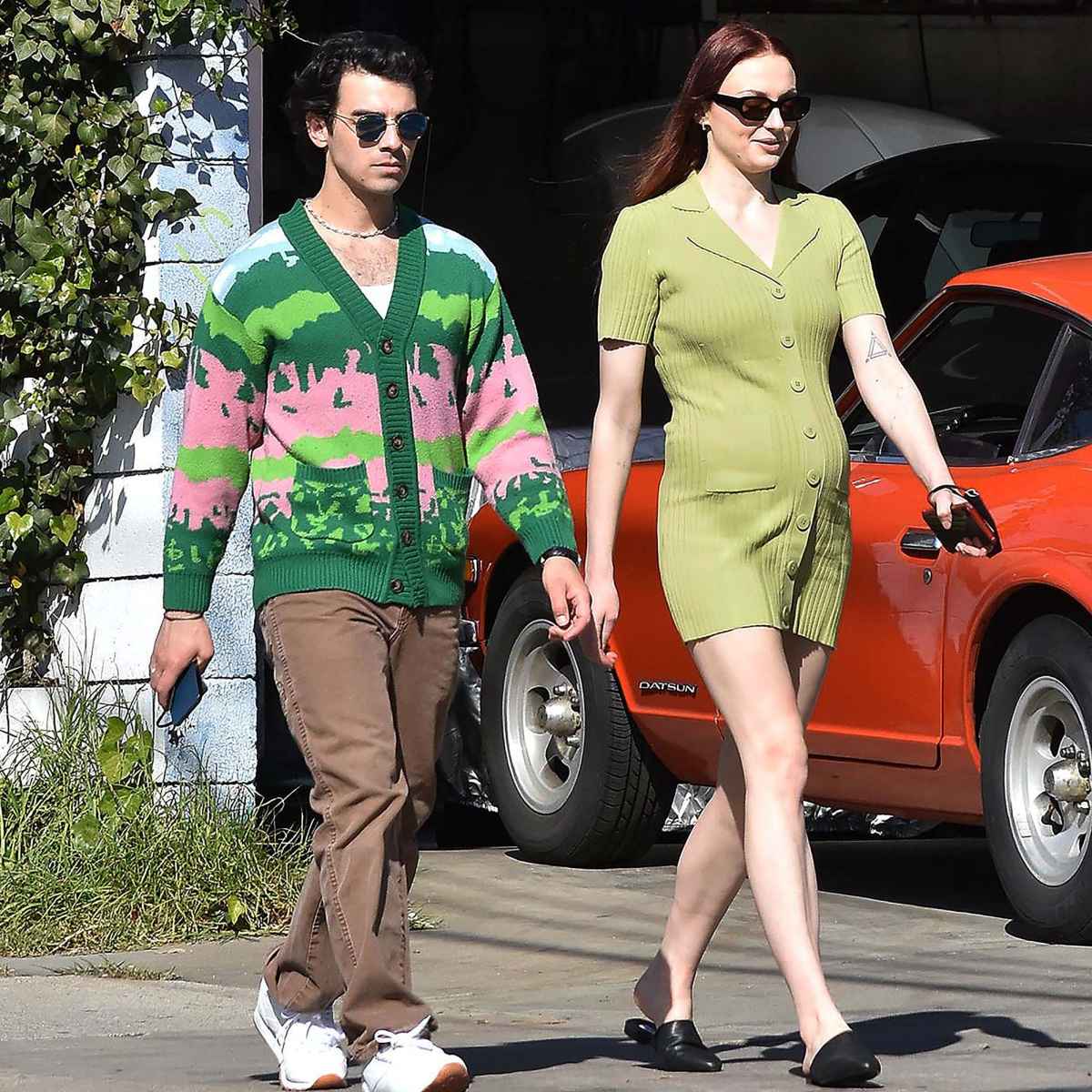 Sophie Turner is pregnant, expecting first child with Joe Jonas, sources say