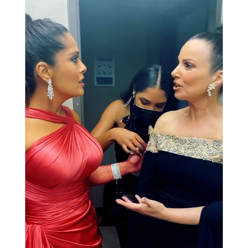 See Salma Hayek and Fran Drescher’s Wardrobe Malfunction at the SAGs