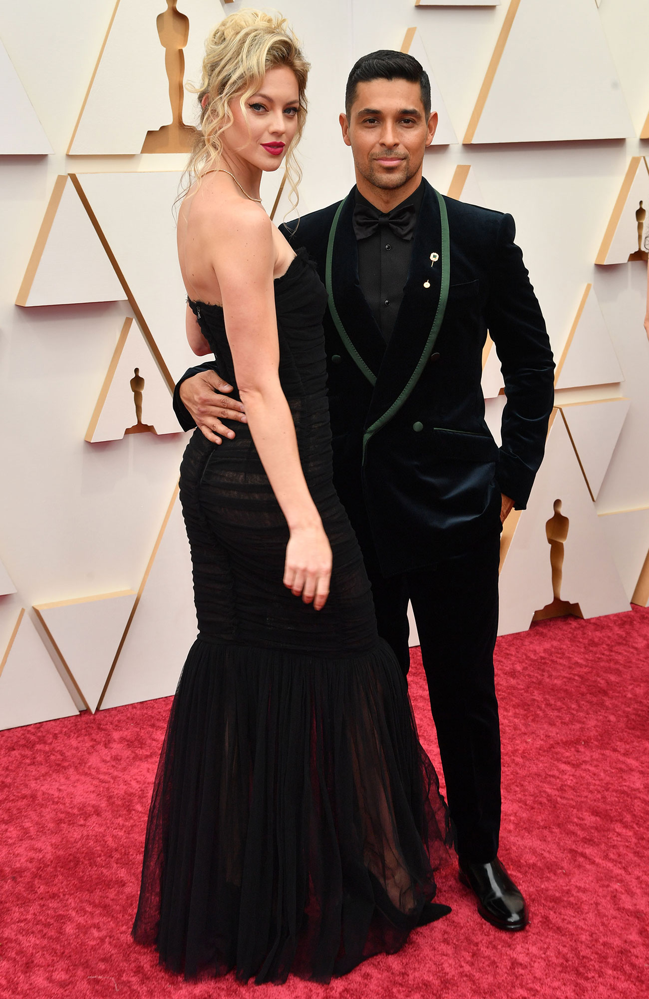 Oscars 2022 See Hottest Couples on the Red Carpet