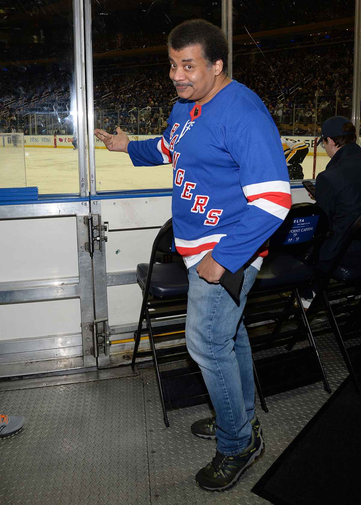 Justin Bieber in the New York Rangers Jersey