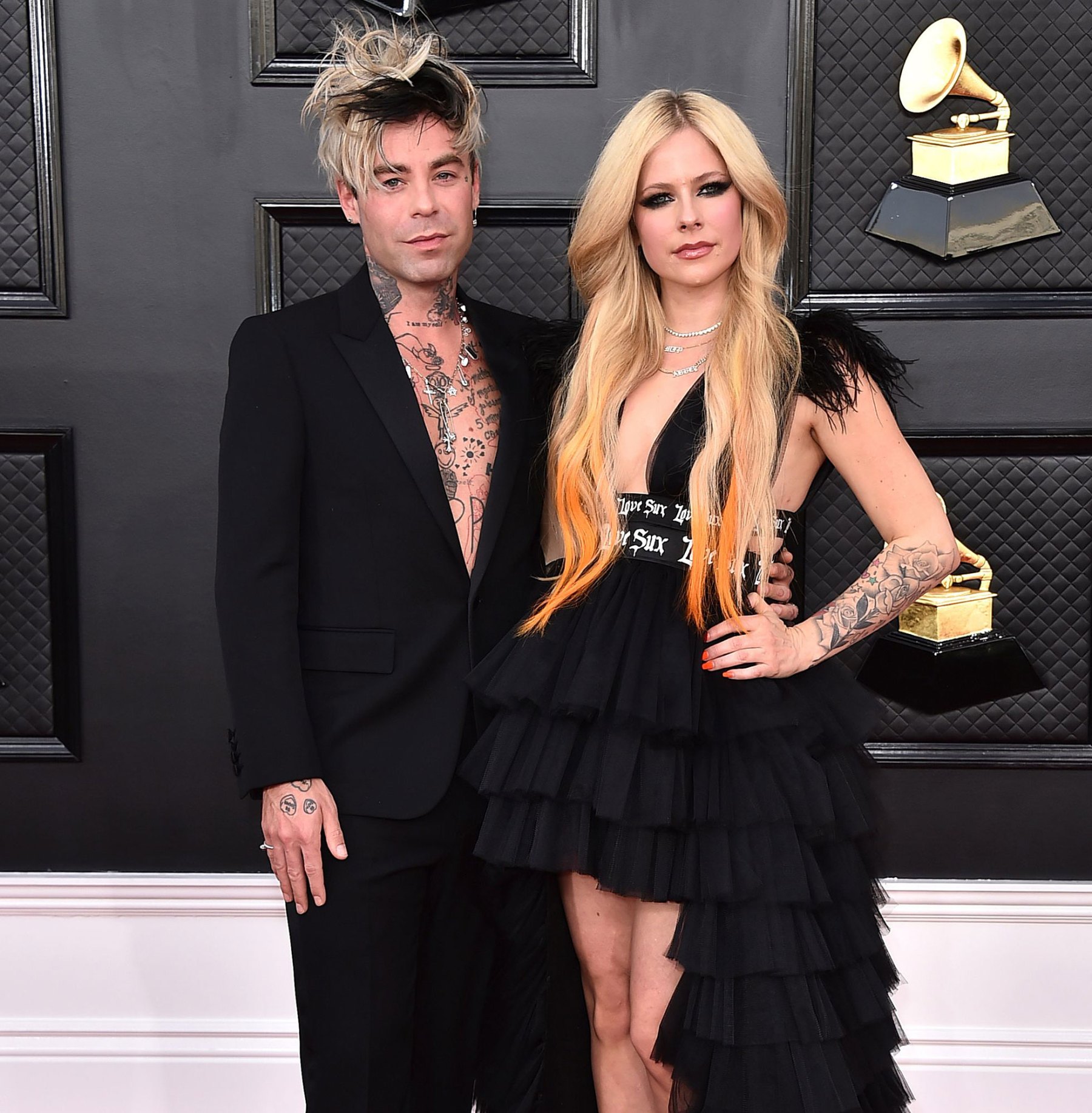 Avril Lavigne, Mod Sun Are Engaged After 1 Year of Dating Details Us