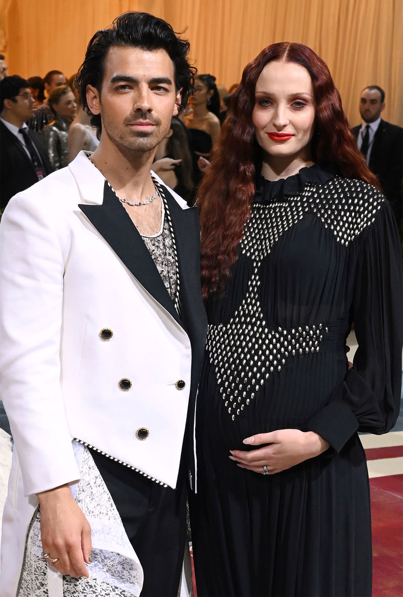 Joe Jonas and Sophie Turner of 'Game of Thrones' Attend Met Gala  After-Party Together