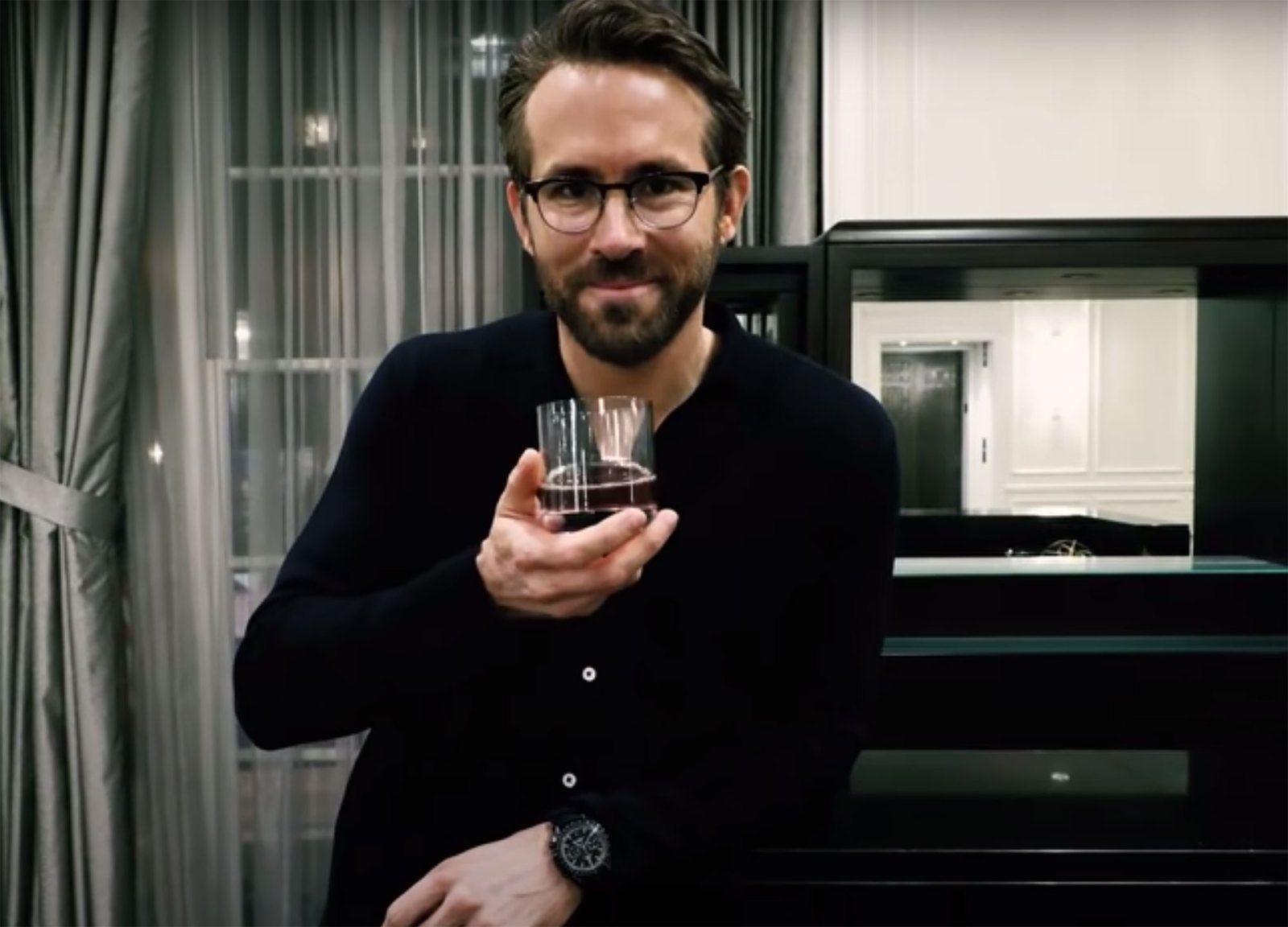 Ryan Reynolds Funniest Aviation Gin Ads Photos 