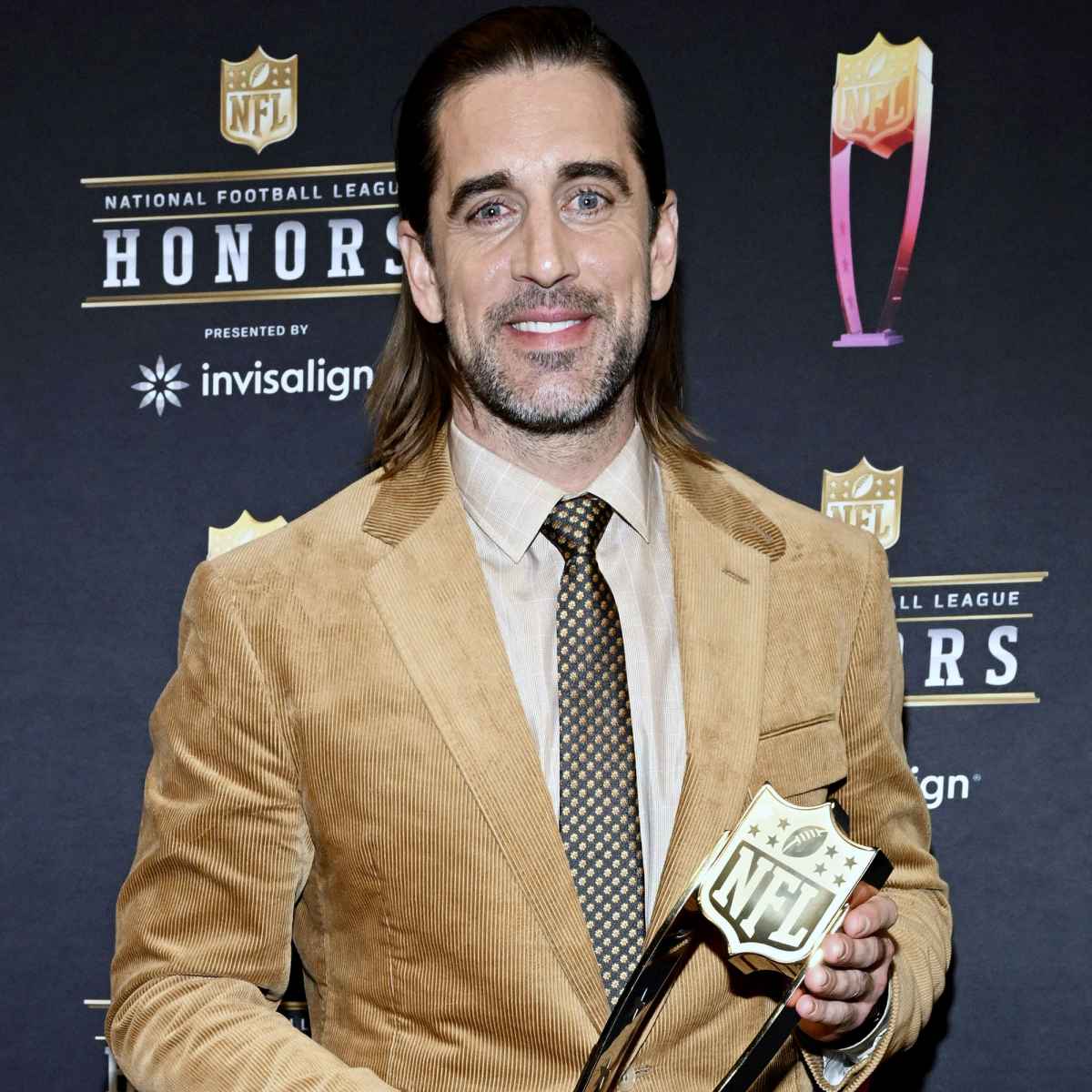 Longtime sponsor cuts ties with Aaron Rodgers