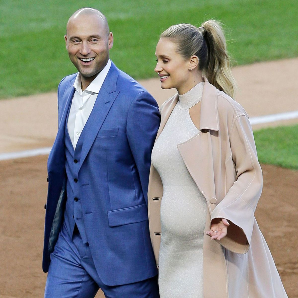 Derek Jeter's wife Hannah celebrates Yankees legend's birthday with picture  of him asleep